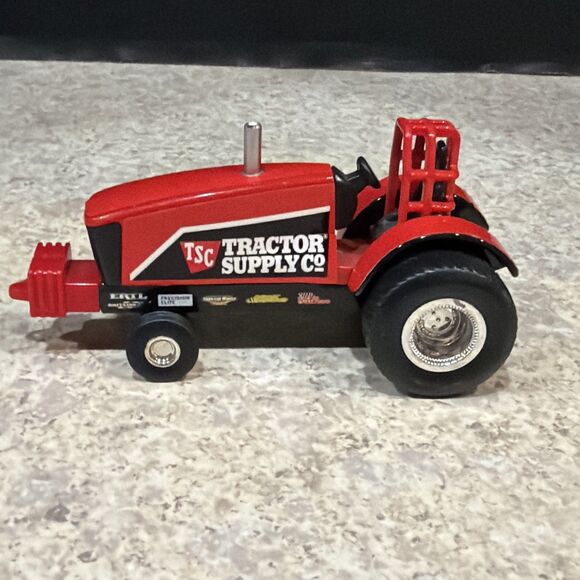 Diecast Tractor Supply Co. (TSC) Pulling Tractor. 1:64. Loose. Ertl. - Picture 3 of 5